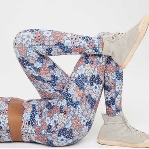 Floral leggings with pockets